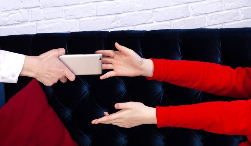 保護者の目が届かないなら、子どもを守る機能をフル活用しよう！