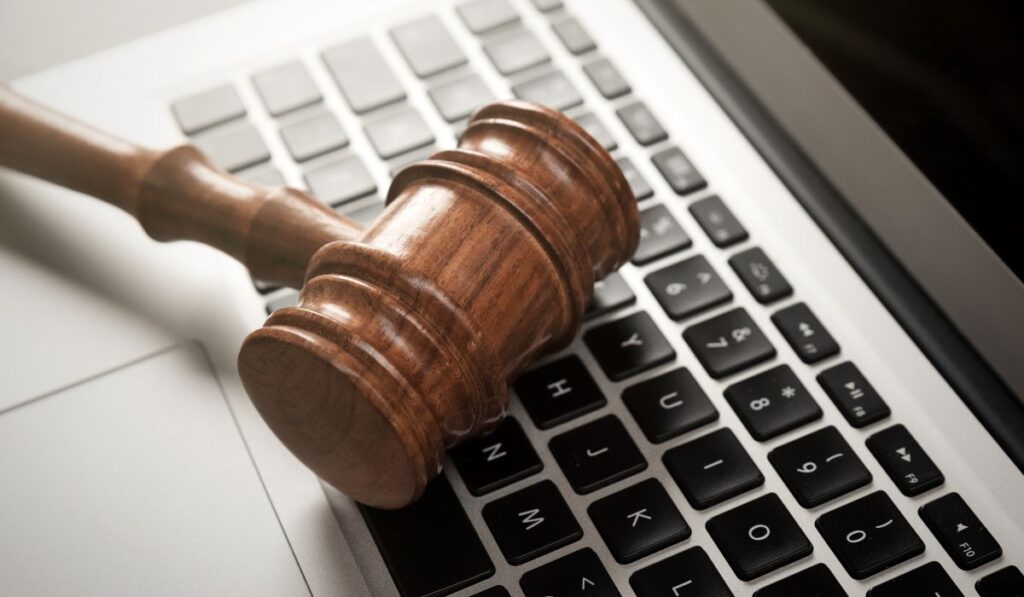 我が子が加害者に｜「バズりたい！」が招いた迷惑動画投稿